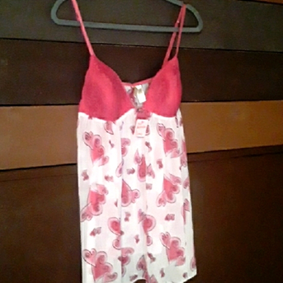 NWOT Large Ambrielle Feminine & Girly Pink Hearts Padded Wirefree Lingerie - Picture 1 of 16
